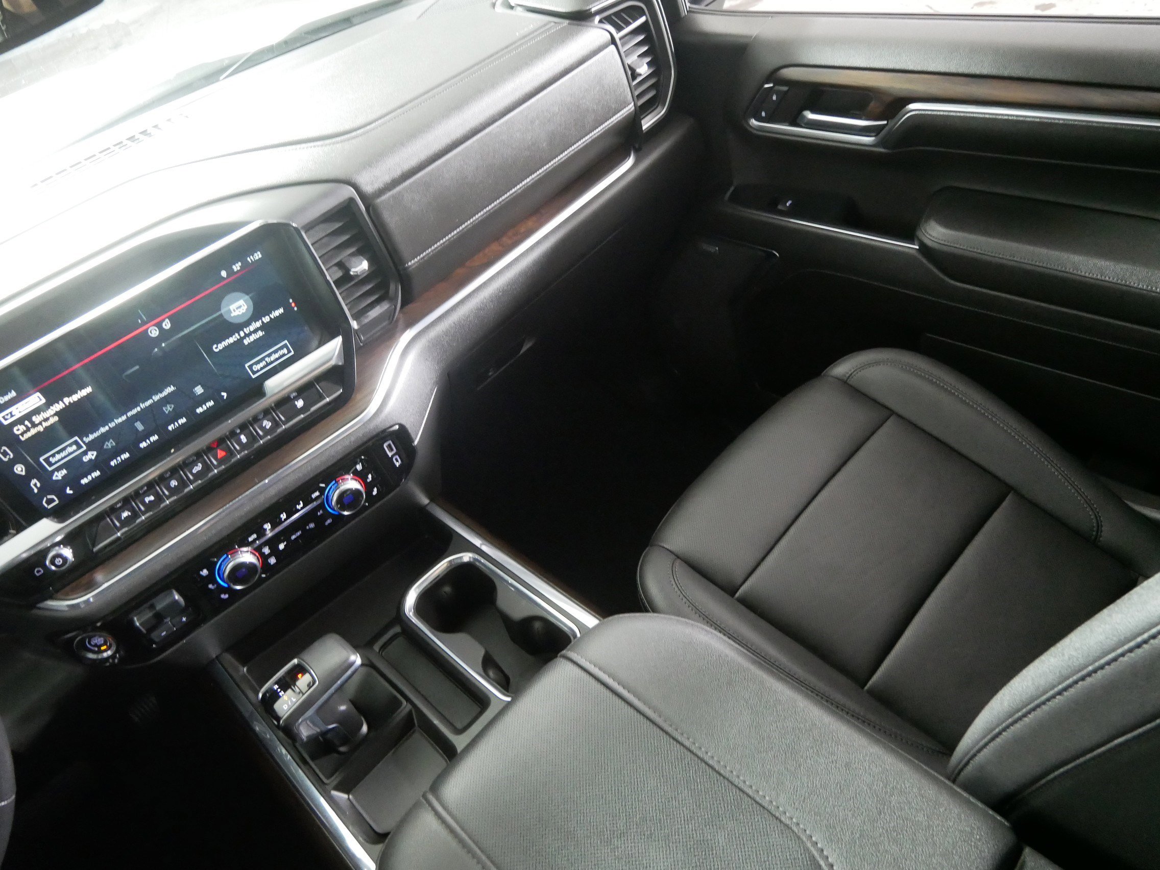 Used 2023 GMC Sierra 1500 SLT w/ SLT Premium Plus Package image 11