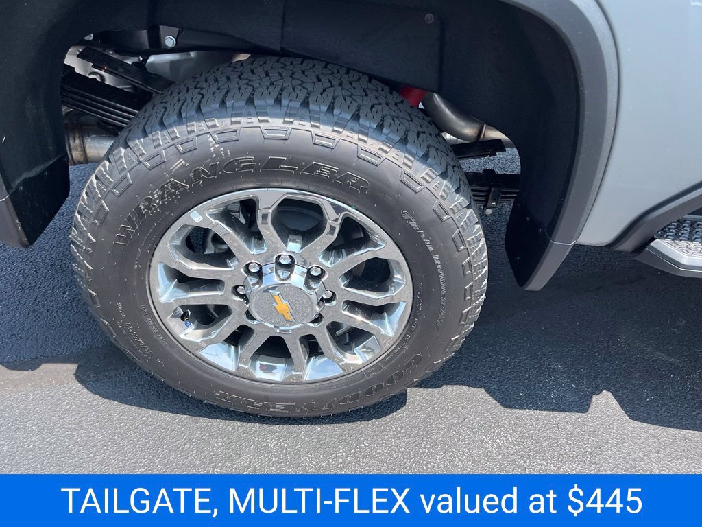 New 2026 Chevrolet Silverado 3500 LTZ w/ LTZ Premium Package AWD/4WD image 10
