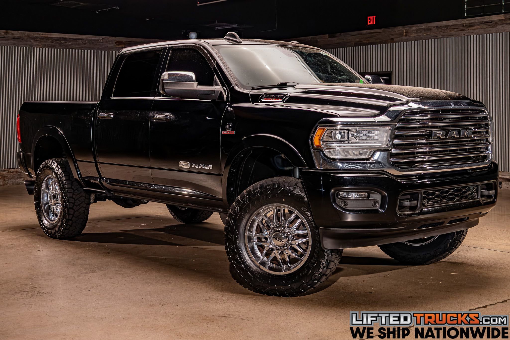 Used 2019 RAM 2500 Limited w/ Body Color Bumper Group AWD/4WD image 1