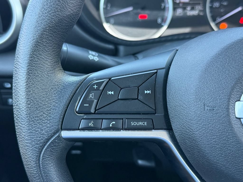 Used 2020 Nissan Versa S FWD image 21