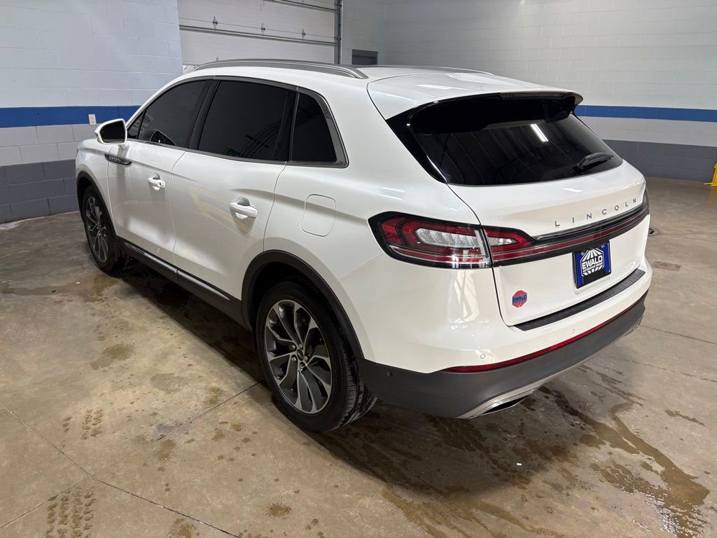 Used 2023 Lincoln Nautilus Reserve image 6