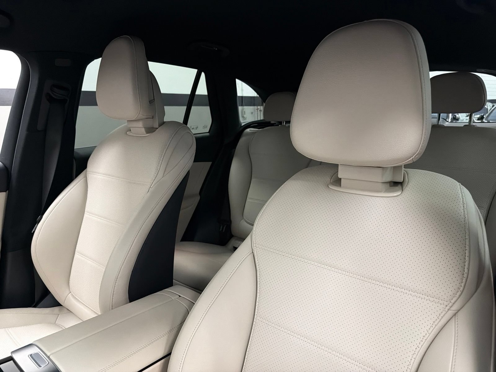 Certified 2026 Mercedes-Benz GLC 300 image 25