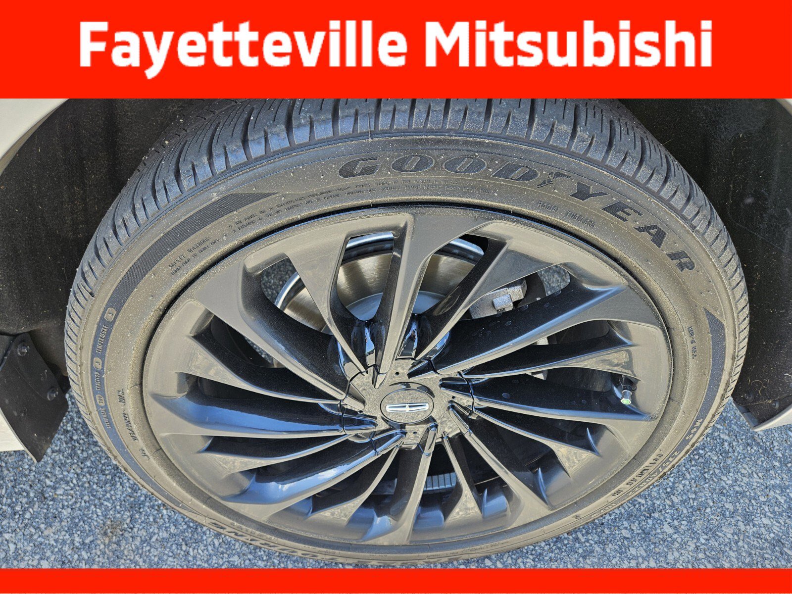 Used 2024 Lincoln Aviator Reserve w/ Equipment Group 201A RWD image 14