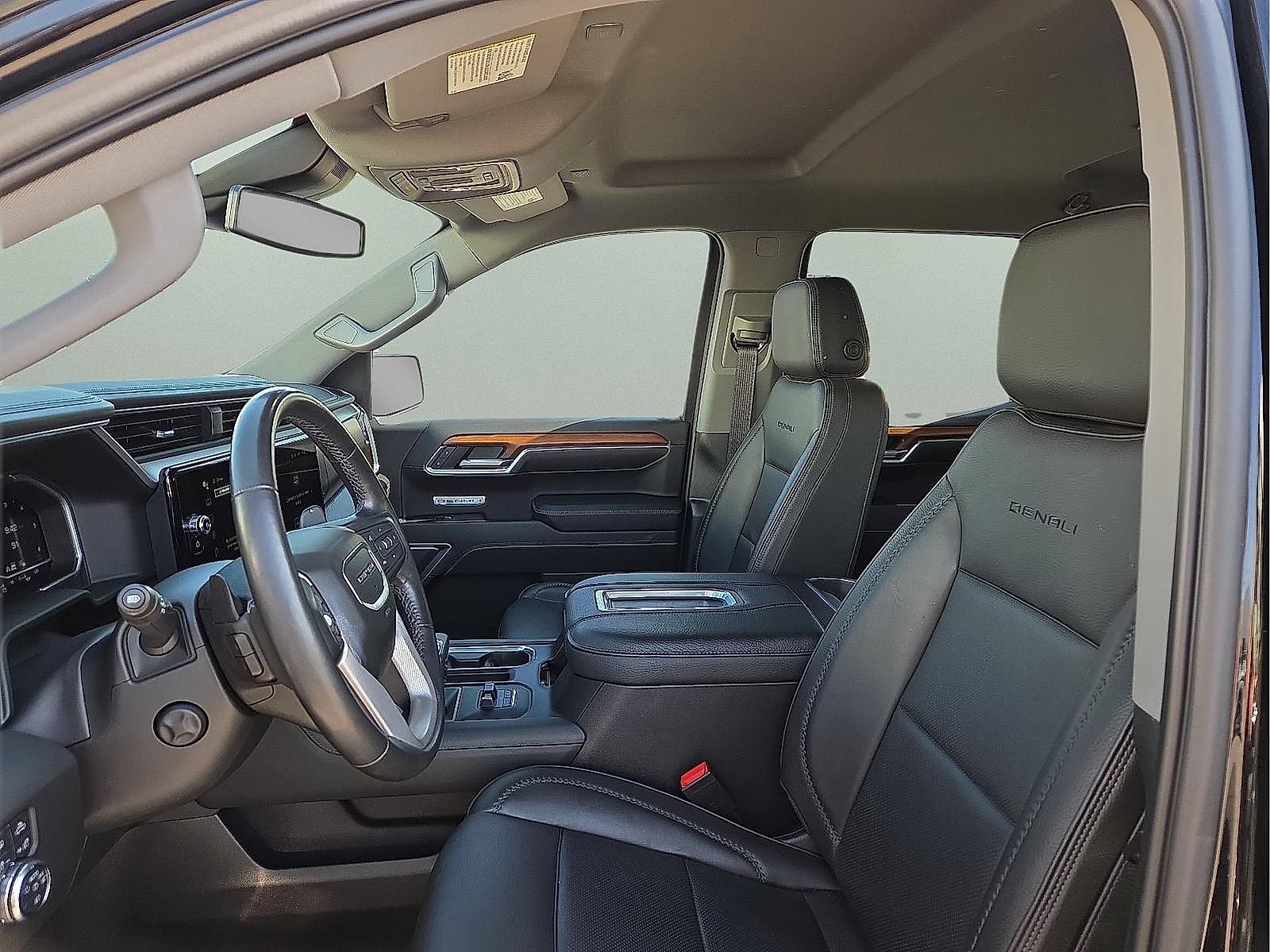 Used 2022 GMC Sierra 1500 Denali AWD/4WD image 10