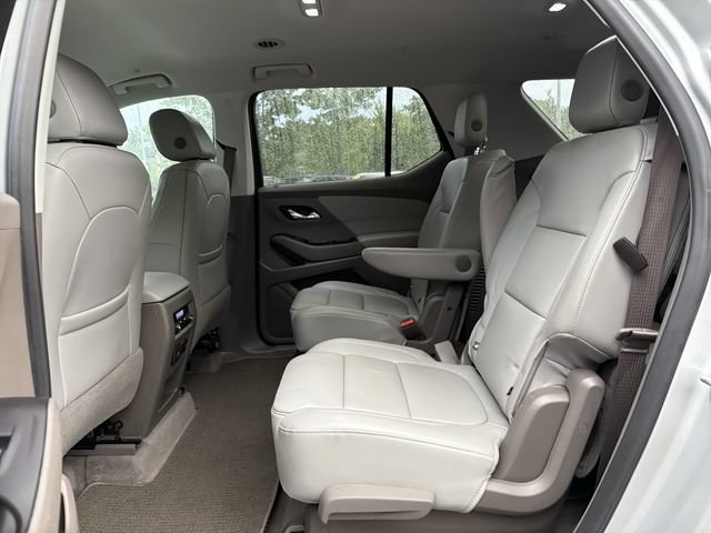 Used 2018 Chevrolet Traverse LT FWD image 14