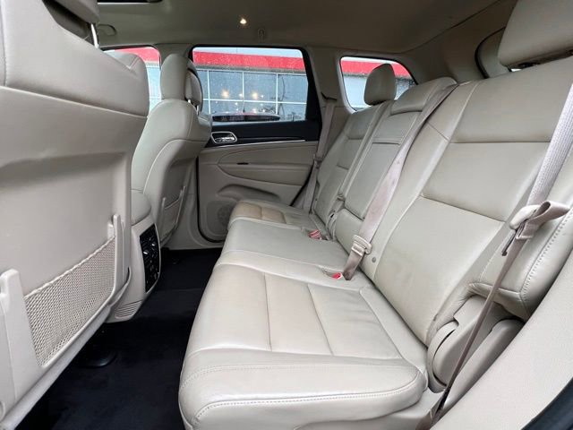 Used 2017 Jeep Grand Cherokee Limited image 25