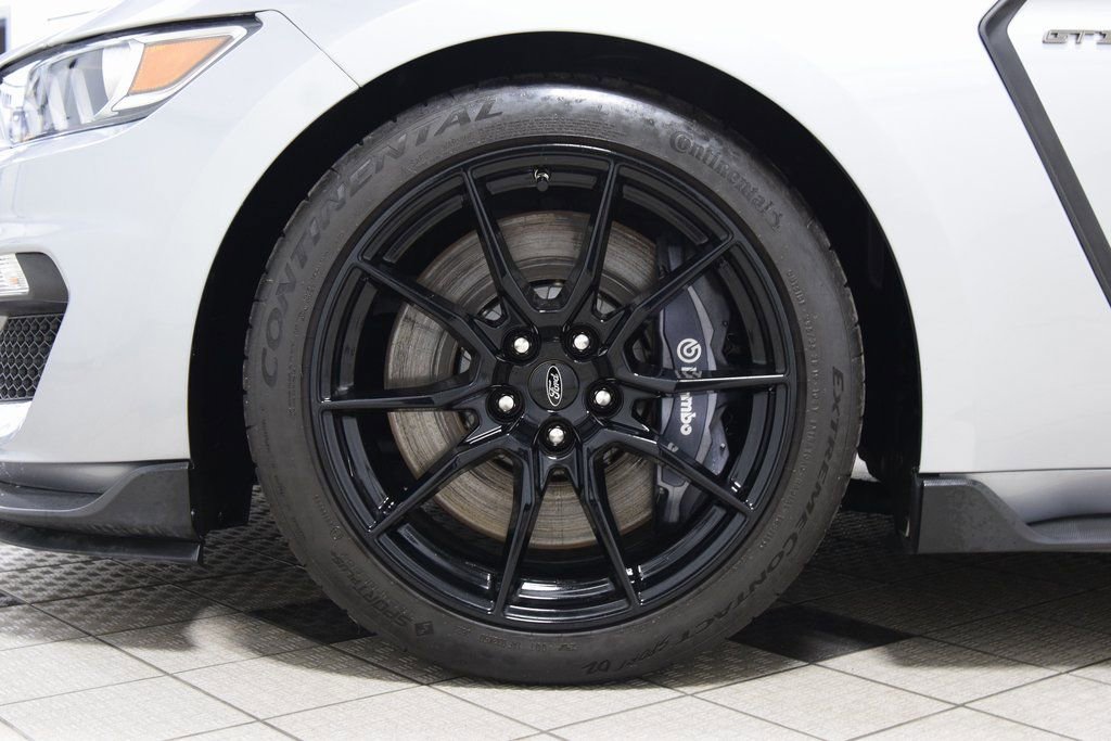 Used 2020 Ford Mustang Shelby GT350 w/ Technology Package image 24