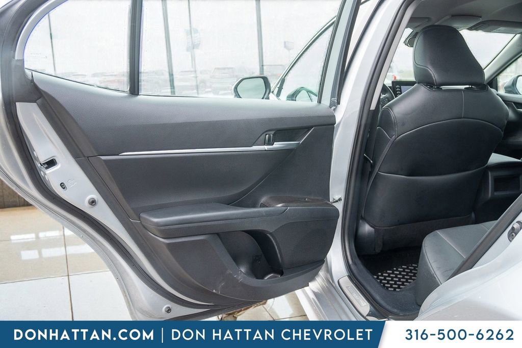 Used 2023 Toyota Camry SE image 18