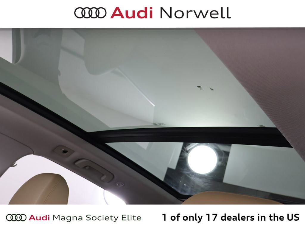 Used 2023 Audi Q7 2.0T Premium w/ Convenience Package AWD/4WD image 9