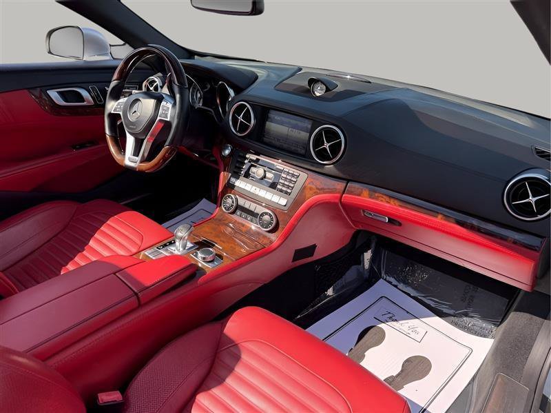 Used 2014 Mercedes-Benz SL 550 image 28