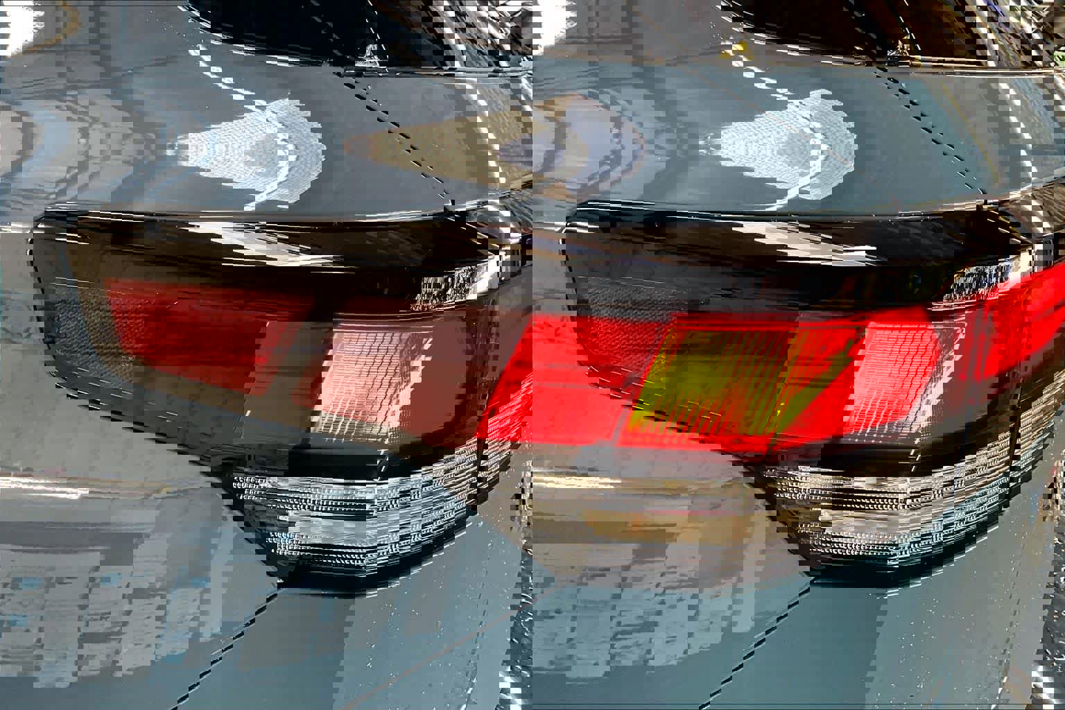 New 2026 Volkswagen Tiguan SE R-Line image 25