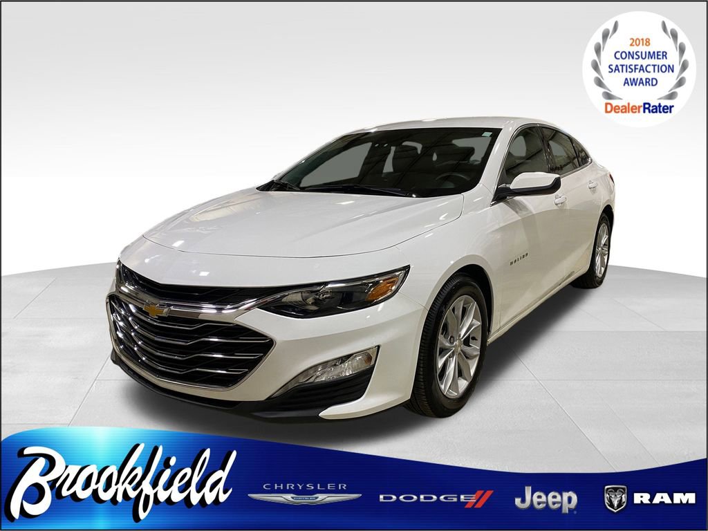 Used 2025 Chevrolet Malibu LT image 3