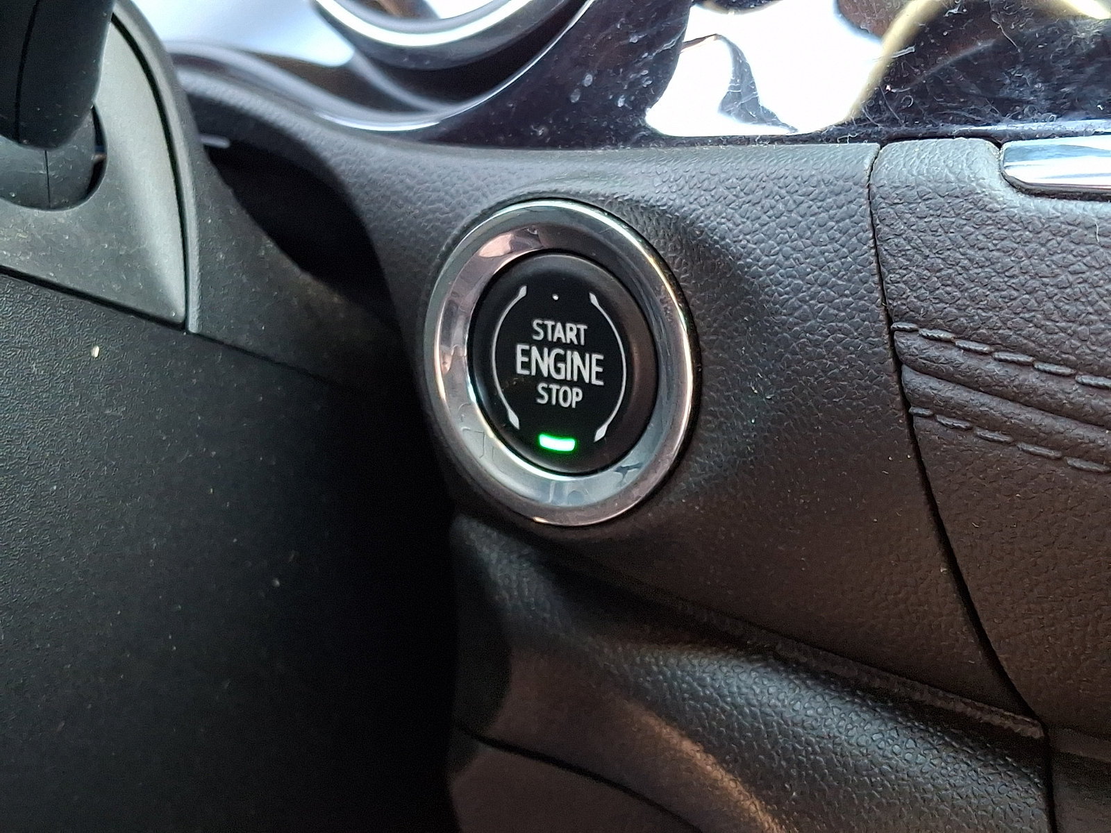 Certified 2023 Buick Encore GX Preferred w/ Cold Weather Comfort Package FWD image 25