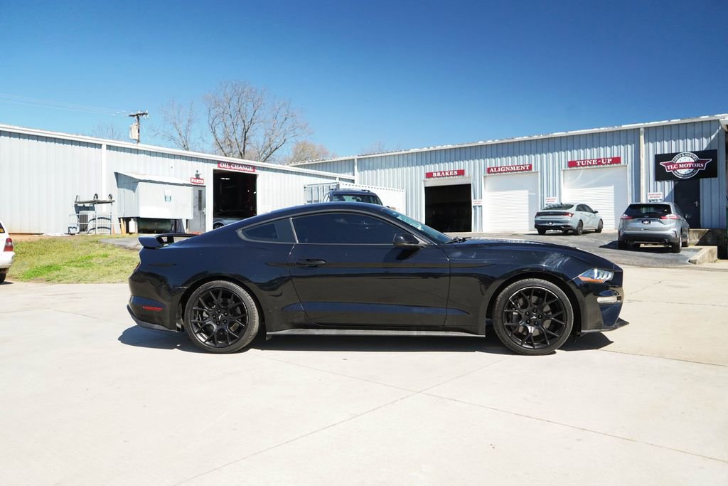 Used 2019 Ford Mustang EcoBoost w/ Ecoboost Performance Package image 3