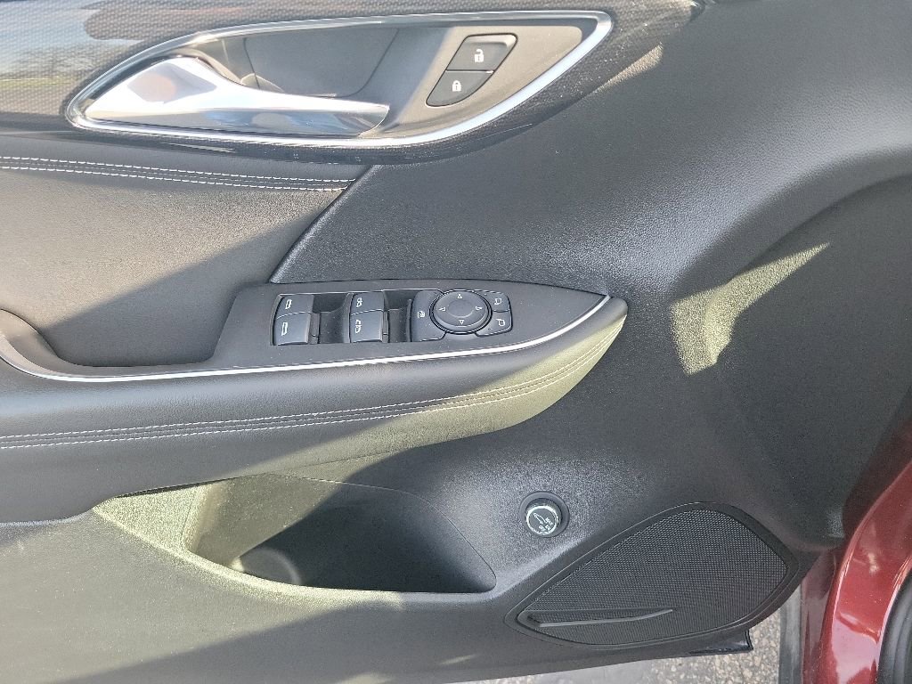 Used 2023 Buick Envision Preferred w/ Sport Touring Package AWD/4WD image 9