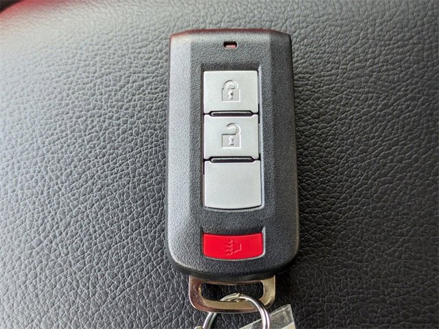 New 2025 Mitsubishi Eclipse Cross LE image 29