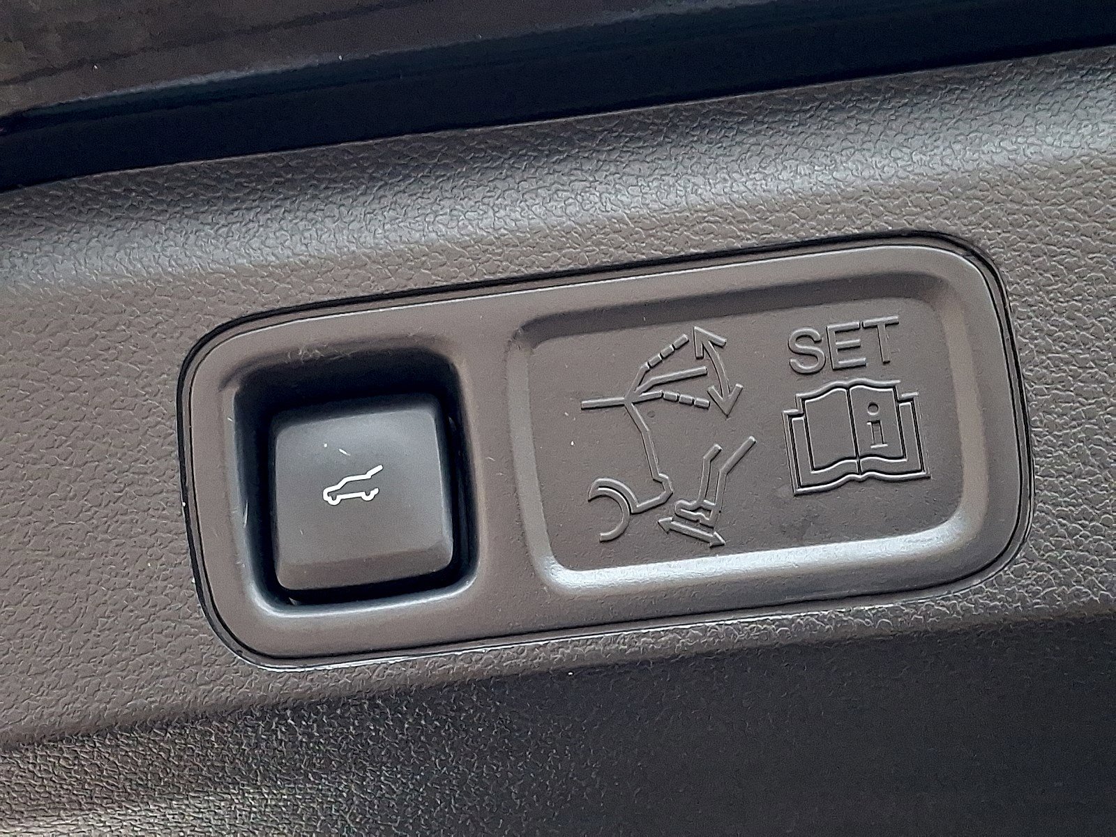 Used 2023 Ford Expedition Platinum image 31