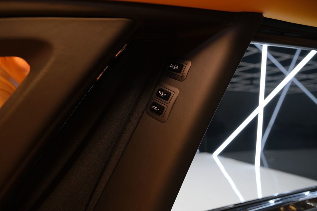 Used 2026 Rolls-Royce Phantom Sedan RWD image 68