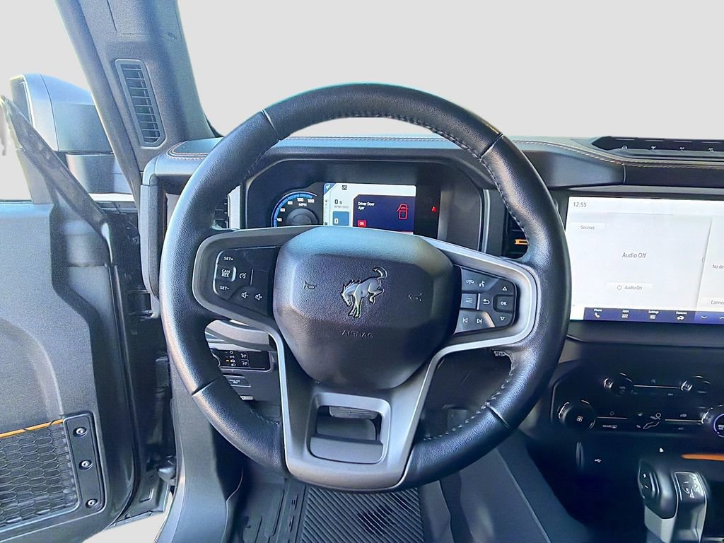 Used 2024 Ford Bronco Badlands image 37