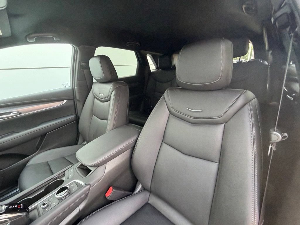 New 2026 Cadillac XT5 Luxury w/ LPO, Floor Liner Package FWD image 14