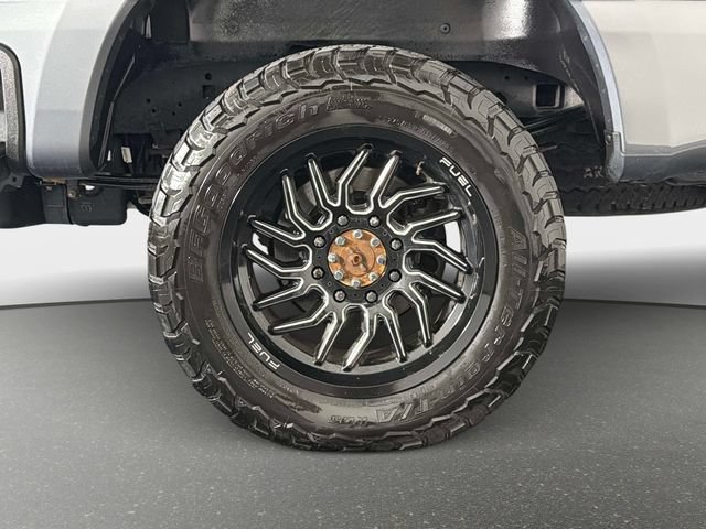 Used 2023 Ford F250 Lariat w/ Black Appearance Package AWD/4WD image 11