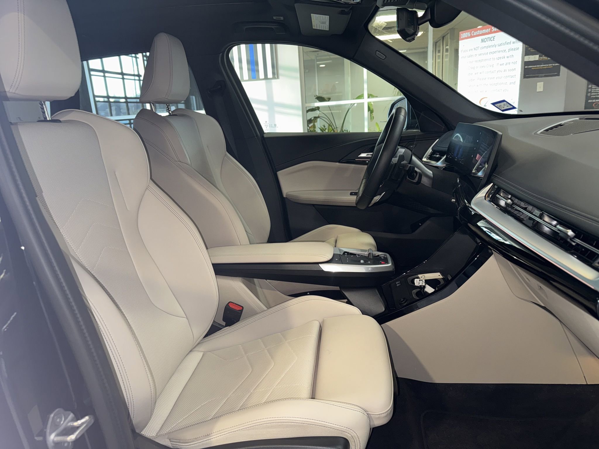 Used 2025 BMW X1 xDrive28i image 6