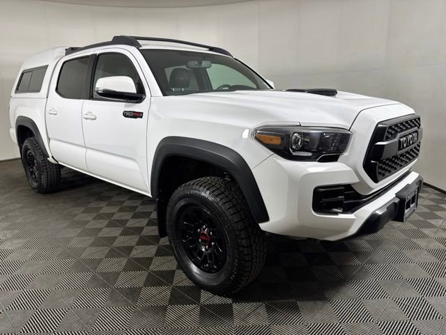 Used 2017 Toyota Tacoma TRD Pro AWD/4WD image 1