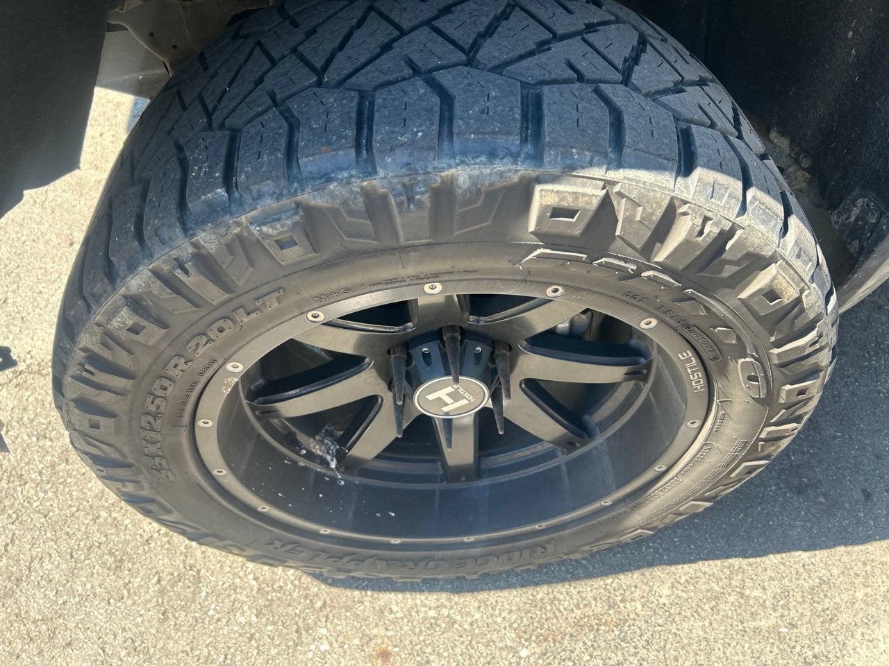 Used 2021 GMC Sierra 1500 AT4 AWD/4WD image 9