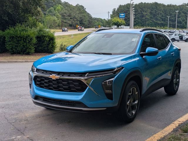 New 2026 Chevrolet Trax LT w/ Sunroof Package FWD image 5