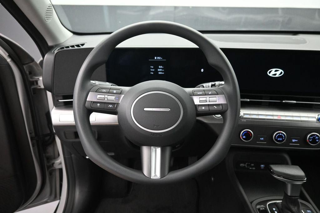 New 2027 Hyundai Kona SE FWD image 22