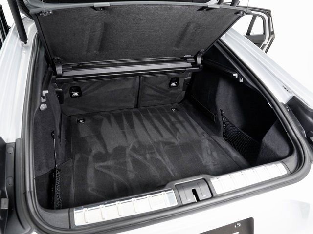 Certified 2025 Porsche Panamera 4 image 27