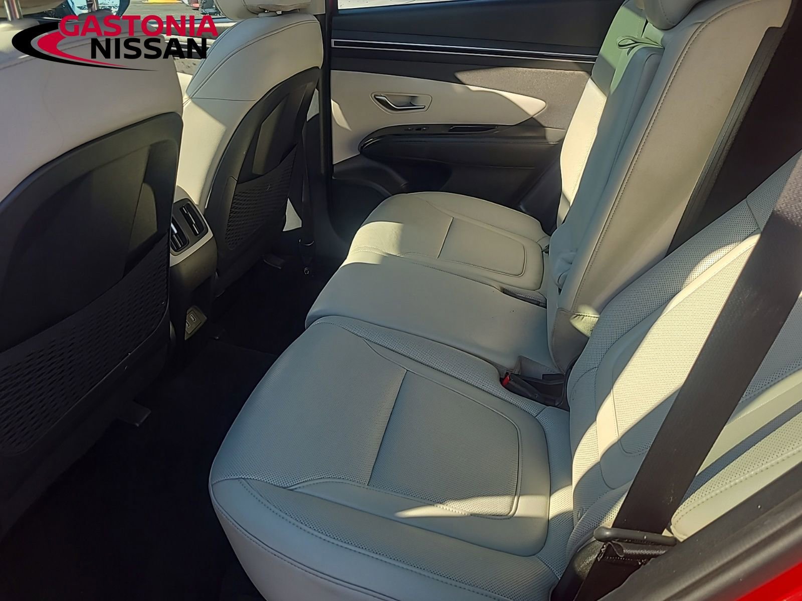 Used 2023 Hyundai Tucson Limited image 23