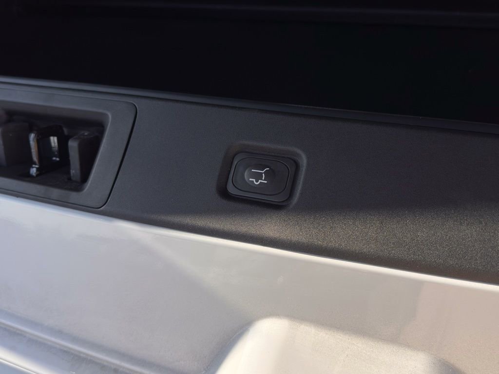 New 2025 Ford Expedition Active image 88