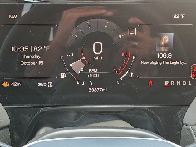 Used 2026 GMC Yukon XL AT4 w/ AT4 Premium Package AWD/4WD image 14