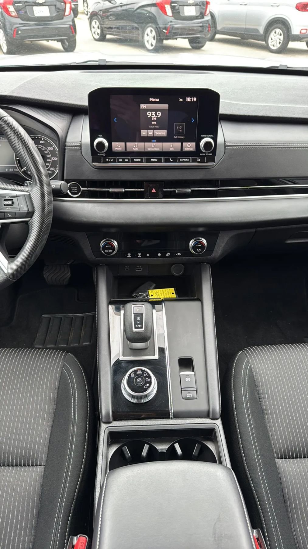 Used 2024 Mitsubishi Outlander ES image 10