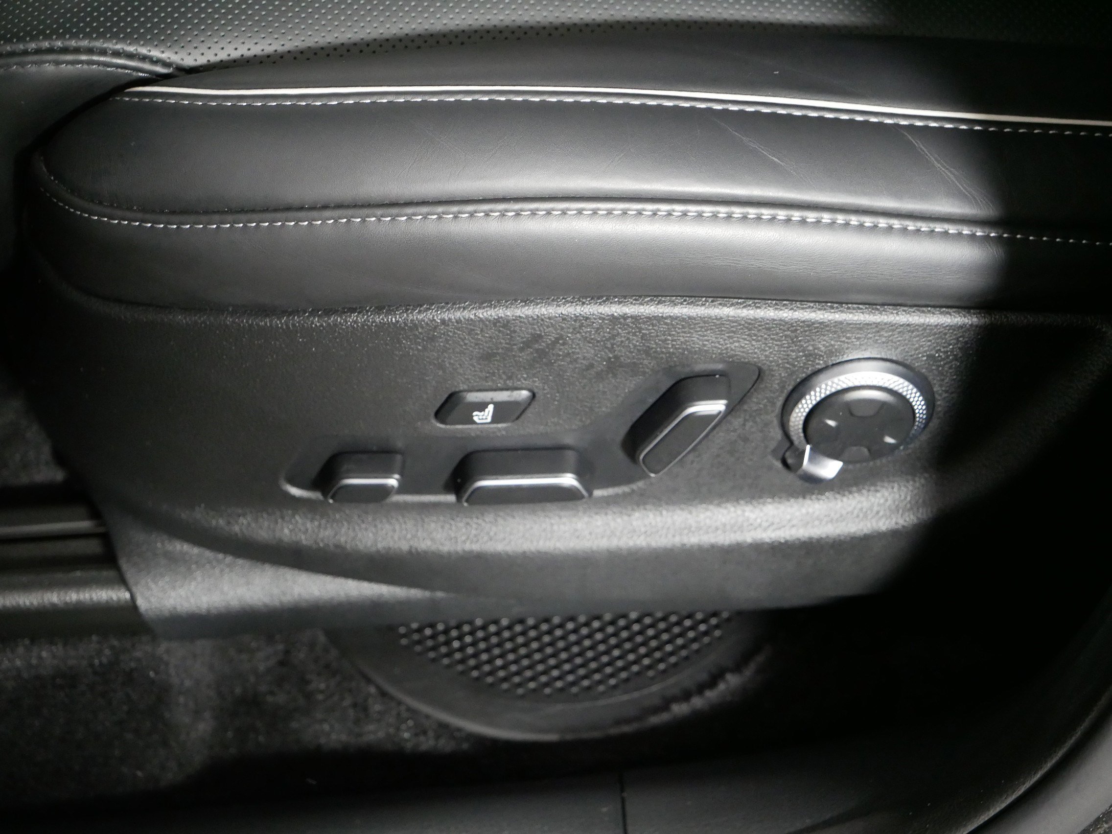 Used 2025 Genesis GV80 3.5T Prestige AWD/4WD image 20