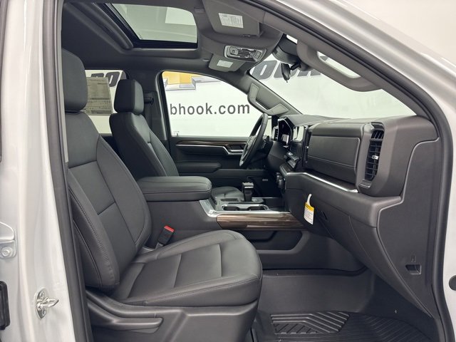 New 2026 Chevrolet Silverado 1500 LT Trail Boss w/ Safety Package image 34