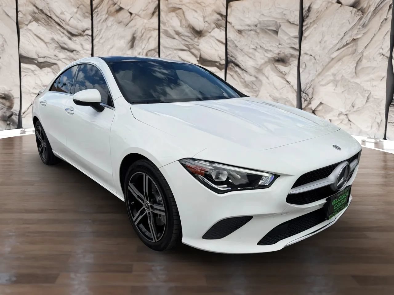 Used 2023 Mercedes-Benz CLA 250 w/ Premium Package image 4