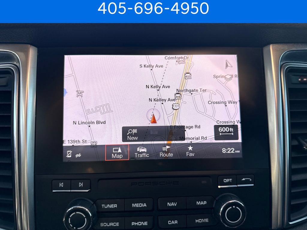 Used 2018 Porsche Macan AWD/4WD image 32