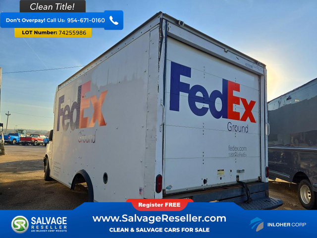 Used 2019 GMC Savana 3500 w/ Power Convenience Package RWD image 3