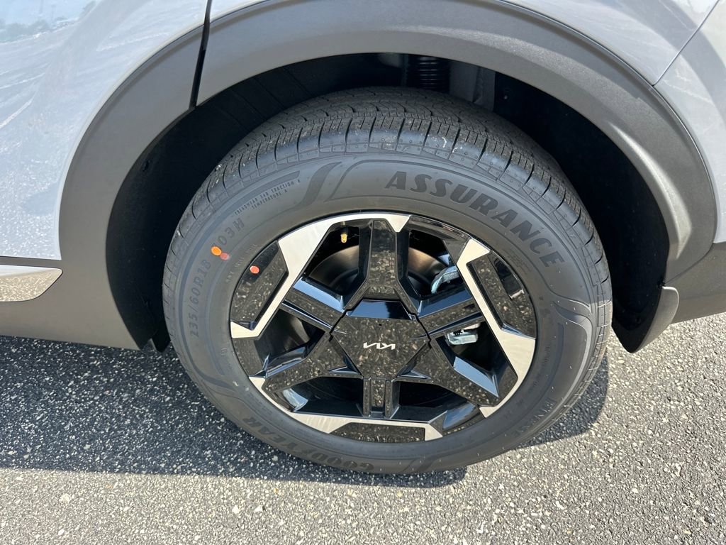 New 2026 Kia Sportage S image 38