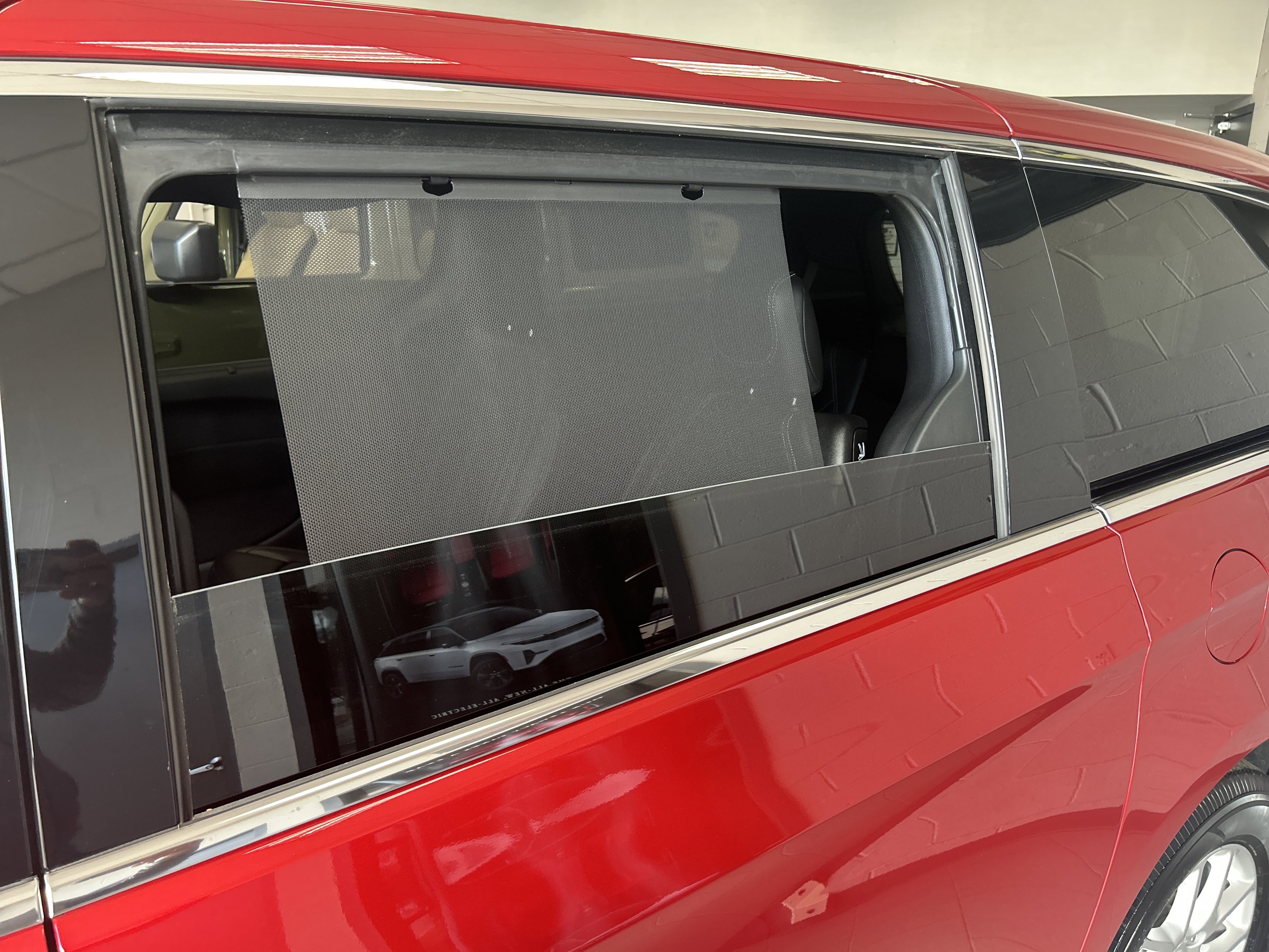 New 2025 Chrysler Pacifica Select FWD image 5