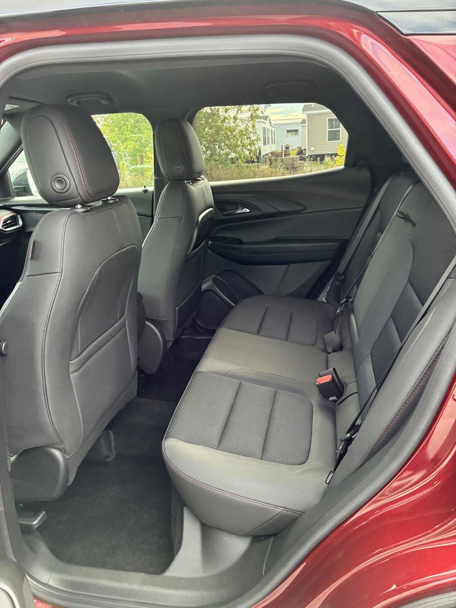 Used 2023 Chevrolet TrailBlazer RS w/ Convenience Package AWD/4WD image 15