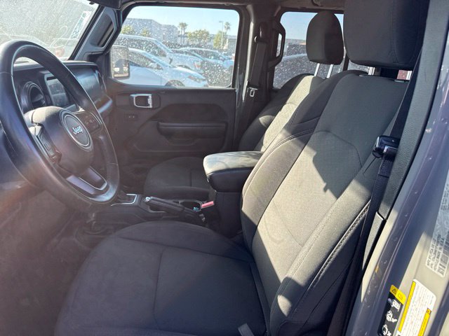 Used 2023 Jeep Wrangler Unlimited w/ Convenience Group AWD/4WD image 9
