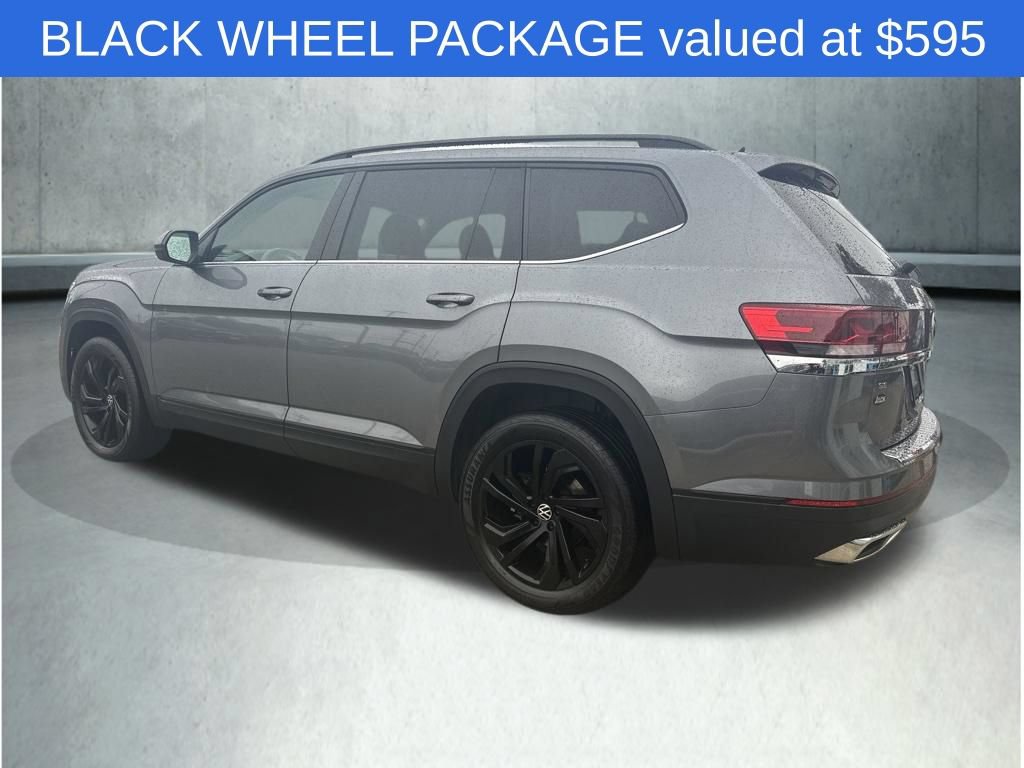 Used 2023 Volkswagen Atlas SE w/ Black Wheel Package AWD/4WD image 4