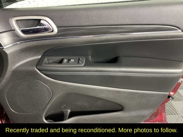 Used 2020 Jeep Grand Cherokee Limited AWD/4WD image 24