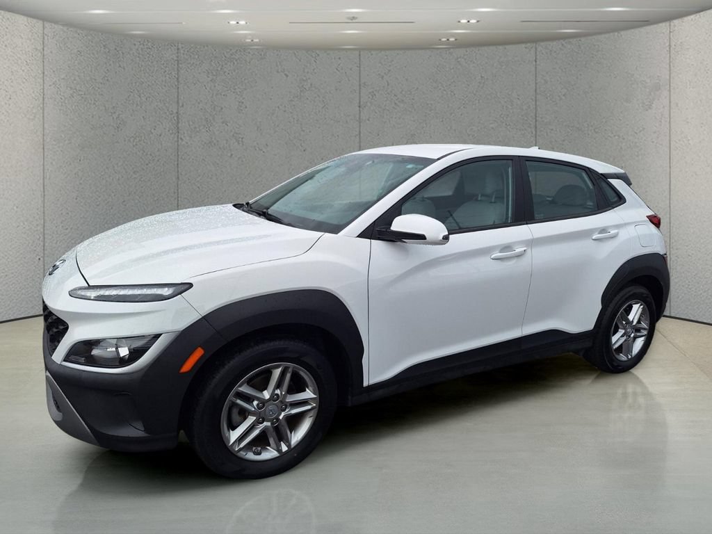 Used 2023 Hyundai Kona SE w/ Cargo Package FWD image 9