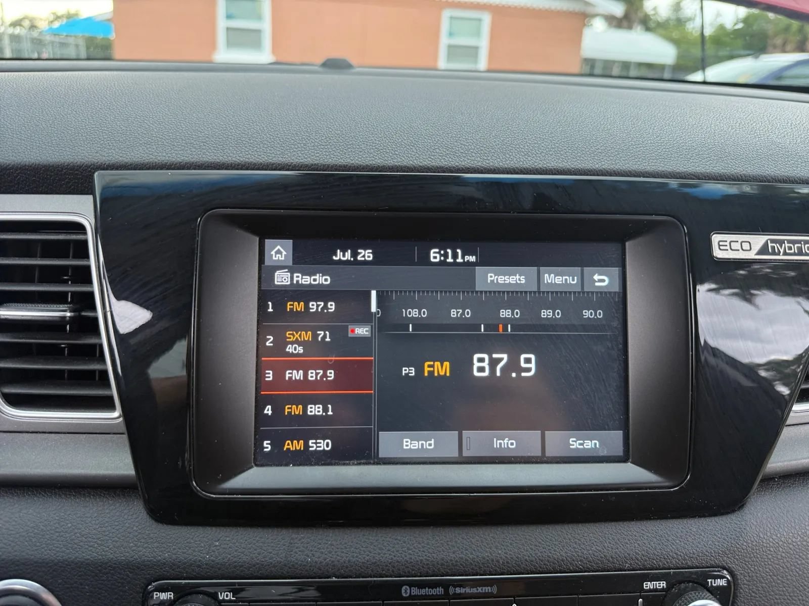 Used 2017 Kia Niro LX FWD image 24