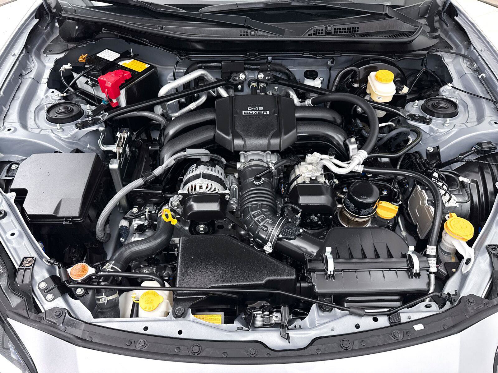 Used 2025 Toyota GR86 Premium RWD image 8