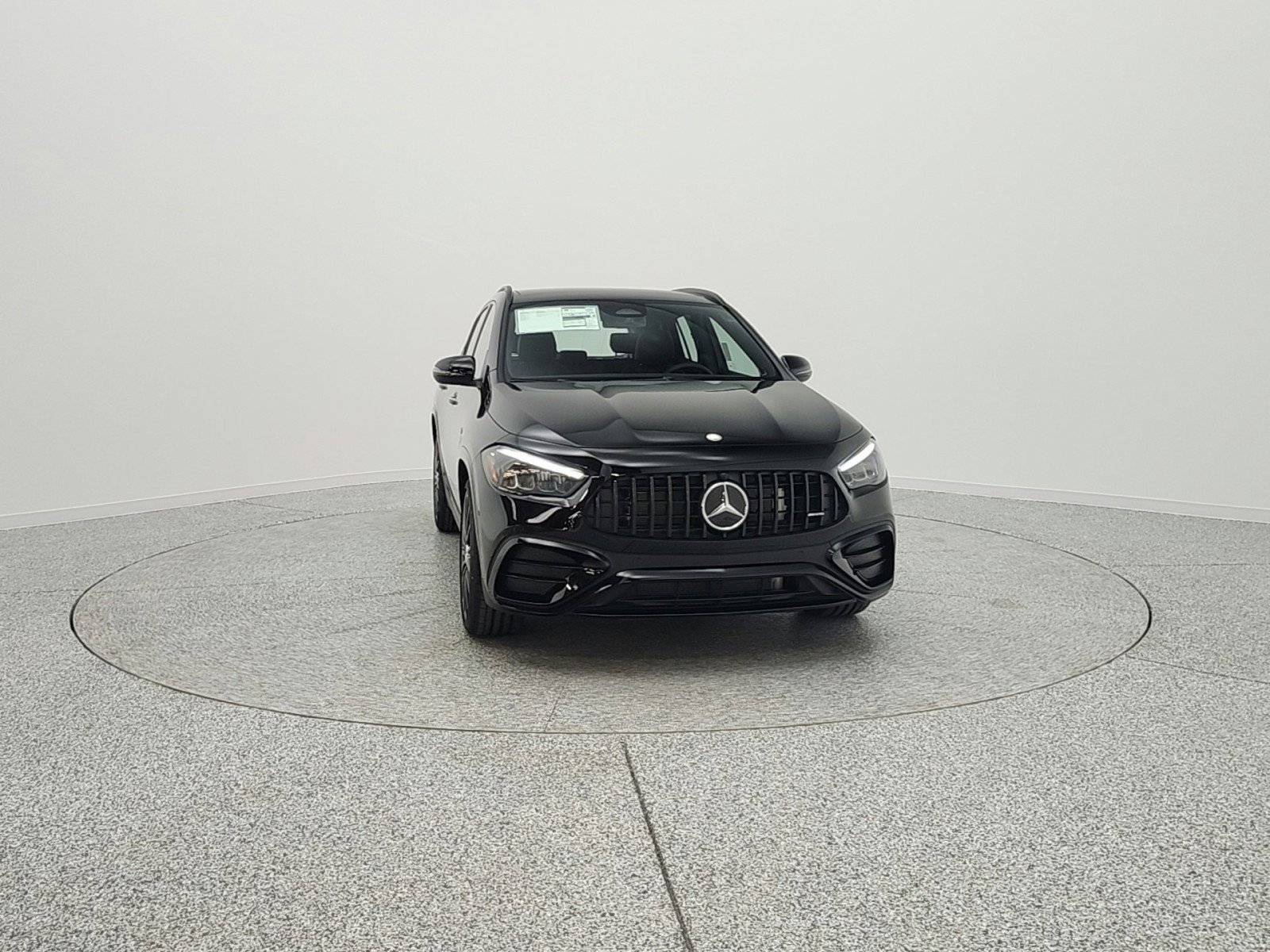 New 2026 Mercedes-Benz GLA 35 AMG 4MATIC image 2